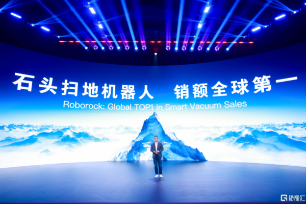 重庆鸿巨网络科技，专业可靠的网络服务提供商，直接明了地描述了重庆鸿巨网络科技有限公司是一家专注于现代信息技术的公司，提供可靠的网络安全和电子商务等服务。同时突出了其专业性、可靠性及与科技的紧密联系。-后浪派