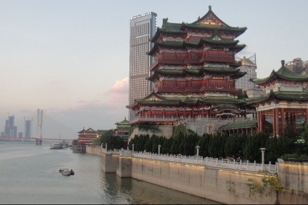 南昌，江西的省会，历史悠久的文化名城-后浪派